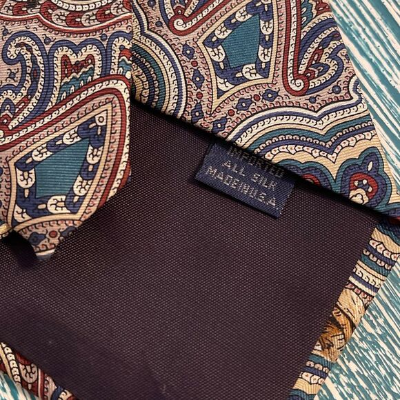 Ducks Unlimited Vintage 100% Silk Tie - Picture 6 of 9